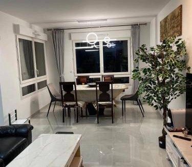 Ivry-port Apartment | 100 m² Apartment ∙ 3 bedrooms ∙ 6 guests