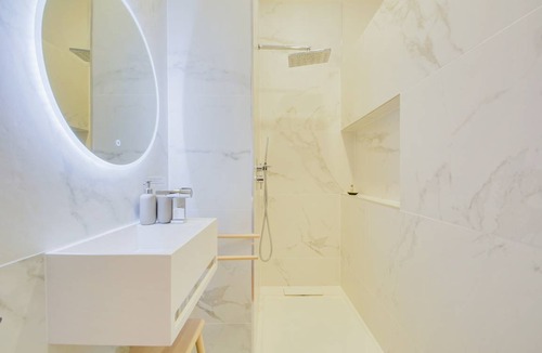 Saint Nicolas - Charles III - Ville vieille - Trois Maisons - Leopold Apartment | 100 m² Apartment ∙ 3 bedrooms ∙ 6 guests