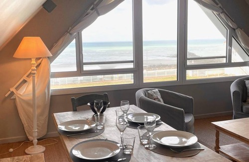 Ambleteuse Apartment | 100 m² Apartment ∙ 3 bedrooms ∙ 8 guests