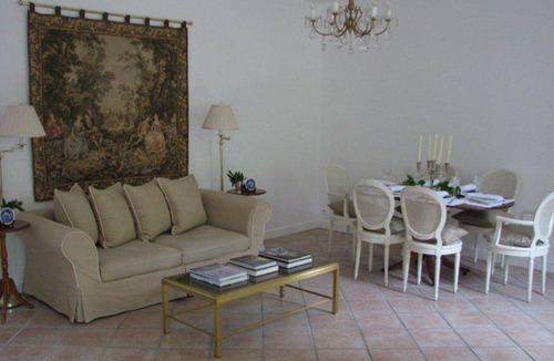 Beaumontel House | 100 m² House ∙ 1 bedroom ∙ 4 guests