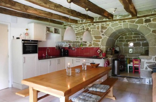 Palisse House | 100 m² House ∙ 2 bedrooms ∙ 5 guests