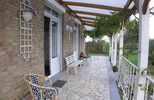 Houlle House | 100 m² House ∙ 2 bedrooms ∙ 4 guests