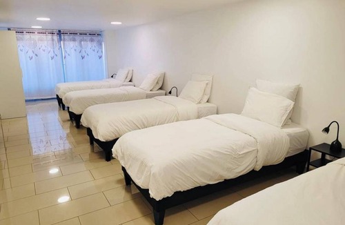 Villepinte House | 100 m² House ∙ 2 bedrooms ∙ 8 guests