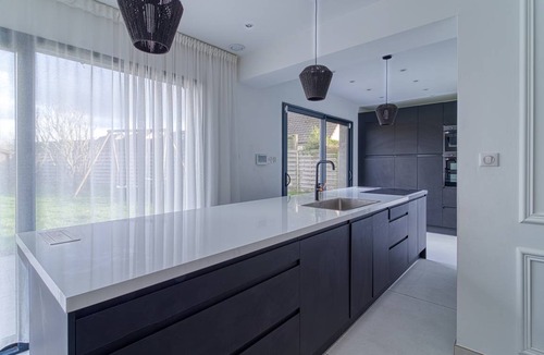 Saint-Pol-sur-Mer House | 100 m² House ∙ 3 bedrooms ∙ 4 guests