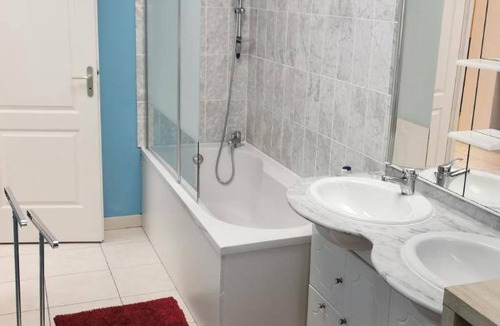 Calais House | 100 m² House ∙ 3 bedrooms ∙ 10 guests