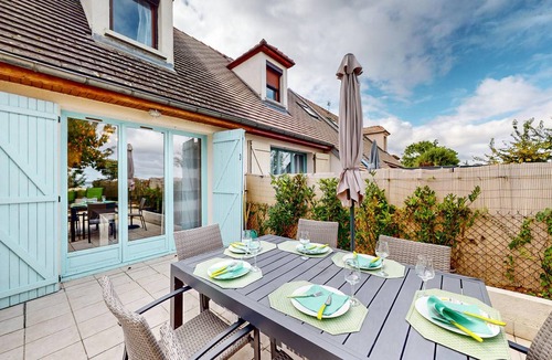Mesnil-Saint-Pere House | 100 m² Maisonette ∙ 3 bedrooms ∙ 6 guests