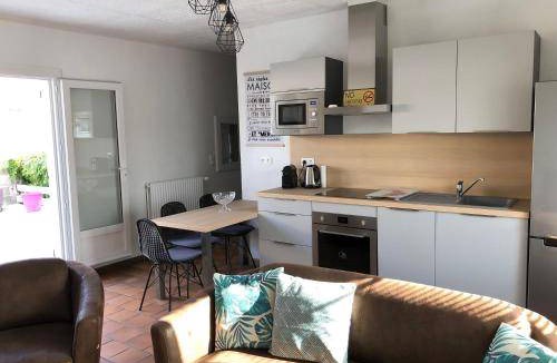 Milly-la-Foret House | 105 m² House ∙ 2 bedrooms ∙ 5 guests