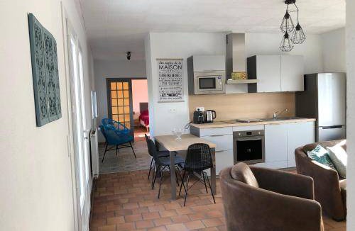 Milly-la-Foret House | 105 m² House ∙ 2 bedrooms ∙ 5 guests