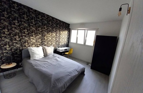 Sarcelles Resort | 106 m² Private room ∙ 1 bedroom ∙ 1 guest