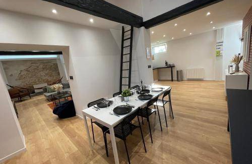 Lens Apartment | 107 m² Apartment ∙ 3 bedrooms ∙ 6 guests