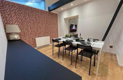 Lens Apartment | 107 m² Apartment ∙ 3 bedrooms ∙ 6 guests