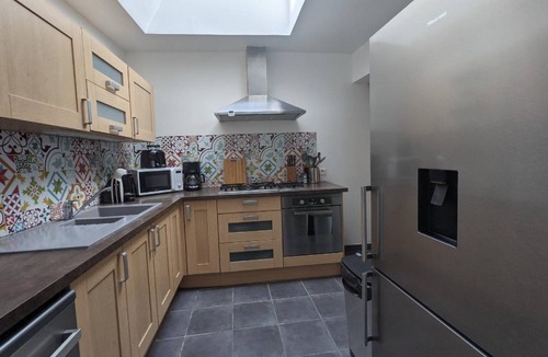 Saint-Quentin Apartment | 110 m² Apartment ∙ 3 bedrooms ∙ 6 guests