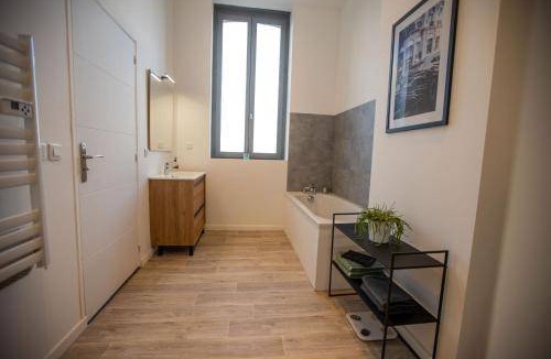 Cambrai Apartment | 110 m² Apartment ∙ 2 bedrooms ∙ 6 guests