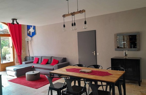 Darcey Cottage | 110 m² Cabin ∙ 2 bedrooms ∙ 4 guests
