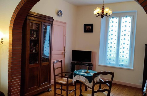 Larchant House | 110 m² Gîte ∙ 3 bedrooms ∙ 5 guests