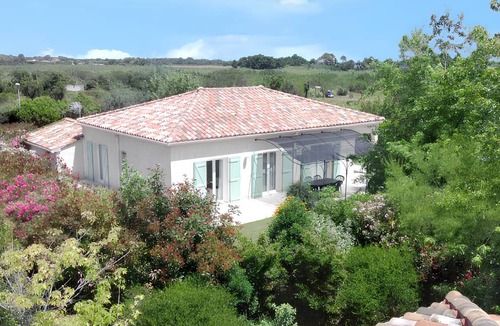Solaro Villa | 110 m² Villa ∙ 3 bedrooms ∙ 6 guests