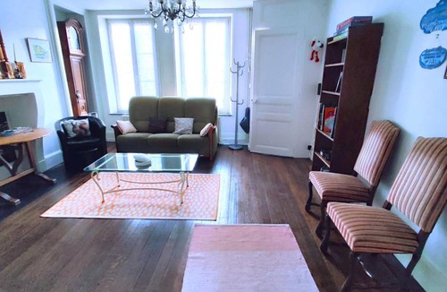 Dom-le-Mesnil House | 115 m² Gîte ∙ 3 bedrooms ∙ 6 guests
