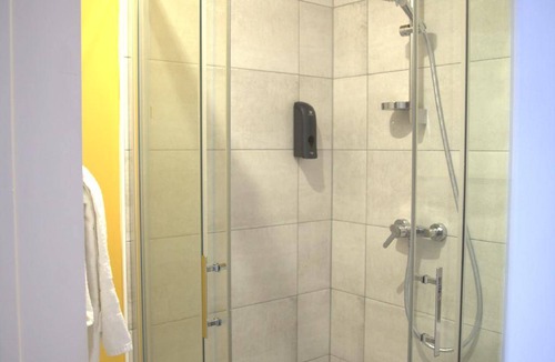Couhe Hotel | 12 m² Hotel ∙ 2 guests