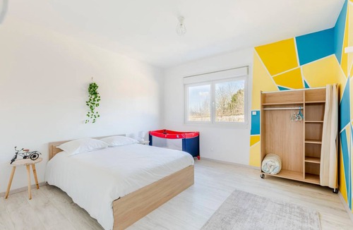 Bouvaincourt-sur-Bresle House | 120 m² House ∙ 4 bedrooms ∙ 11 guests
