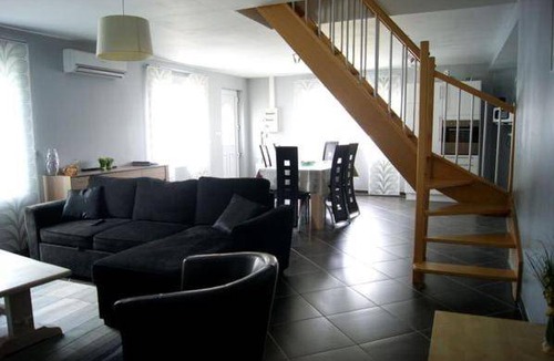 Fresnicourt-le-Dolmen House | 120 m² House ∙ 2 bedrooms ∙ 4 guests