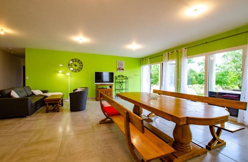 Meurville House | 120 m² Gîte ∙ 3 bedrooms ∙ 6 guests