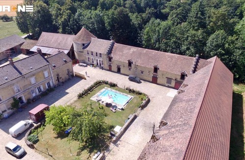 Voinsles House | 120 m² Gîte ∙ 4 bedrooms ∙ 8 guests
