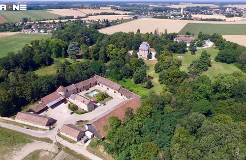 Voinsles House | 120 m² Gîte ∙ 4 bedrooms ∙ 8 guests