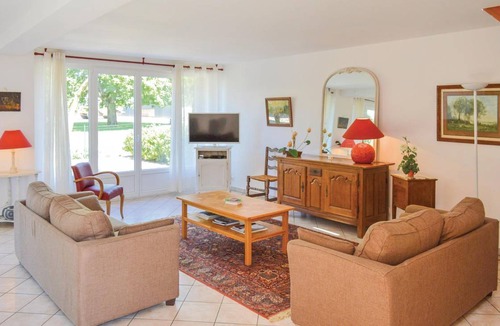 Roisel House | 120 m² House ∙ 3 bedrooms ∙ 6 guests