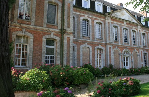 Saint-Aubin-le-Cauf Apartment | 125 m² Apartment ∙ 1 bedroom ∙ 2 guests