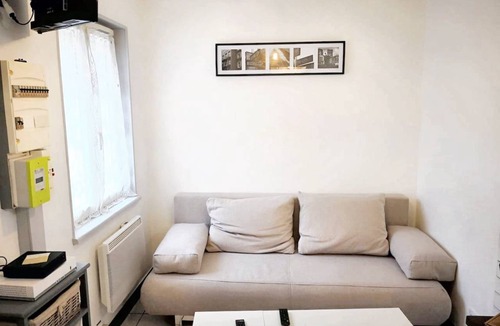 Montargis Apartment | 13 m² Studio flat ∙ 1 bedroom ∙ 2 guests