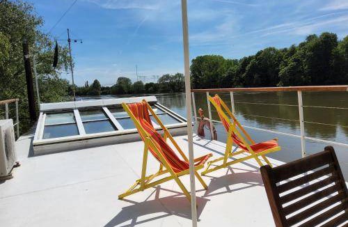 Herblay Apartment | 130 m² Apartment ∙ 3 bedrooms ∙ 6 guests
