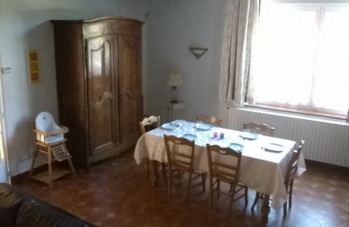 Misy-sur-Yonne House | 130 m² Gîte ∙ 4 bedrooms ∙ 9 guests