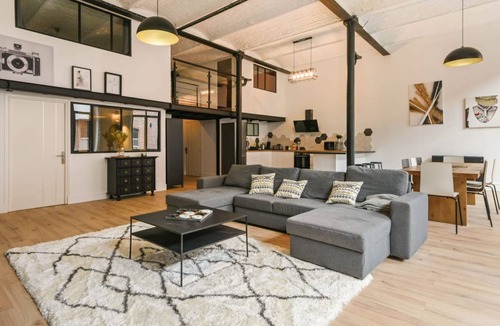 Tourcoing House | 130 m² Loft ∙ 3 bedrooms ∙ 7 guests