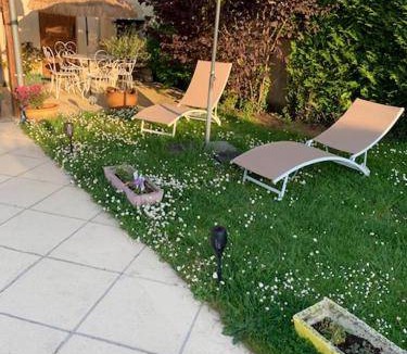 Omerville Villa | 130 m² Villa ∙ 4 bedrooms ∙ 7 guests