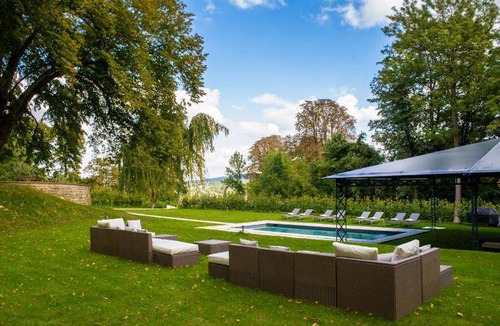 Hardricourt Bed & Breakfast | 132 m² Bed and breakfast ∙ 3 bedrooms ∙ 8 guests