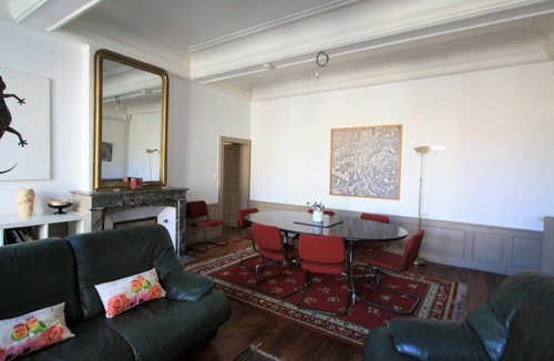 Toul Apartment | 135 m² Apartment ∙ 3 bedrooms ∙ 7 guests