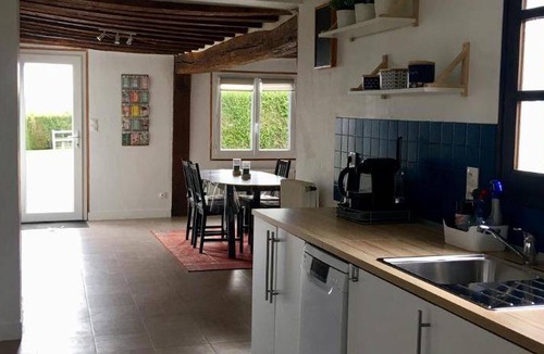 Pissy-Poville House | 135 m² House ∙ 3 bedrooms ∙ 6 guests