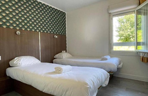 Val-de-Reuil Hotel | 14 m² Hotel ∙ 4 guests