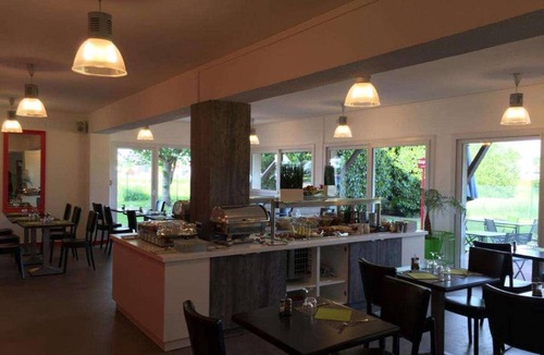 Val-de-Reuil Hotel | 14 m² Hotel ∙ 4 guests