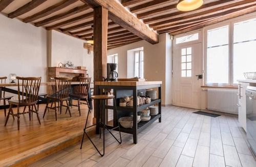 Nuits-Saint-Georges Cottage | 140 m² Cabin ∙ 4 bedrooms ∙ 9 guests