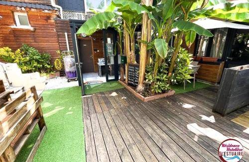 Anatole France Danton Apartment | 15 m² Serviced apartment ∙ 3 guests