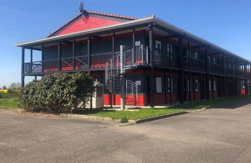 Mainvilliers Hotel | 15 m² Hotel ∙ 2 guests