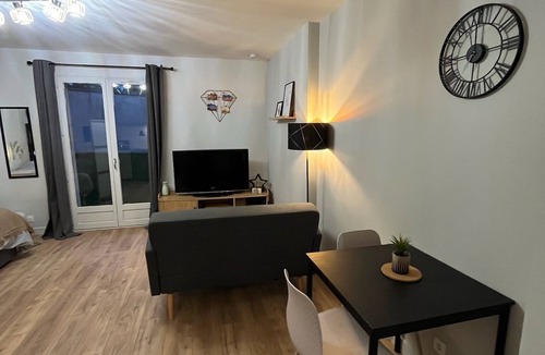 Crecy-en-Brie Apartment | 15 minutes from Disneyland Paris