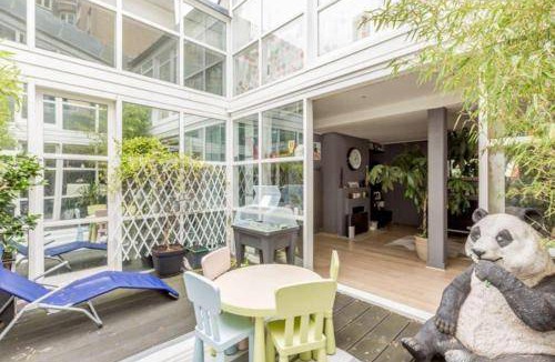 Colombes Apartment | 150 m² Apartment ∙ 3 bedrooms ∙ 8 guests