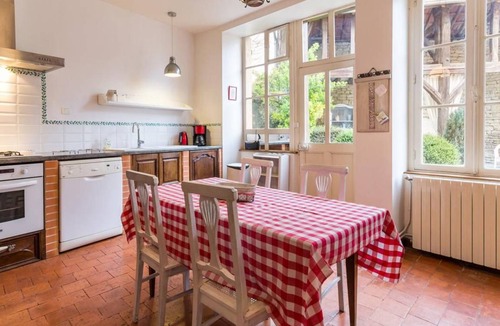Ancy-le-Franc Cottage | 150 m² Cabin ∙ 3 bedrooms ∙ 6 guests