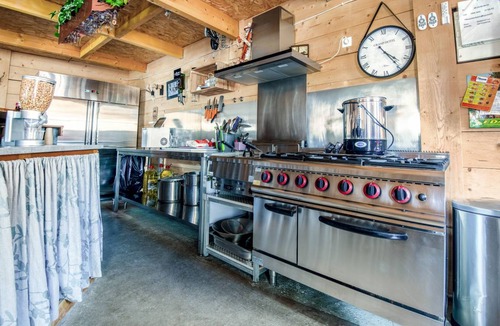 Sapogne-et-Feucheres Villa | 150 m² Villa ∙ 2 bedrooms ∙ 12 guests