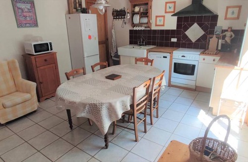 Fumay House | 150 m² Gîte ∙ 3 bedrooms ∙ 6 guests
