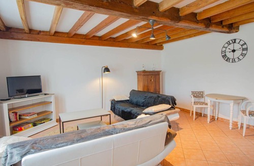 Onjon House | 150 m² Gîte ∙ 3 bedrooms ∙ 6 guests