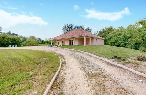 Bezinghem House | 150 m² House ∙ 4 bedrooms ∙ 8 guests