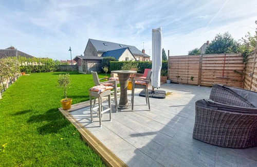 Amblainville House | 150 m² House ∙ 4 bedrooms ∙ 8 guests